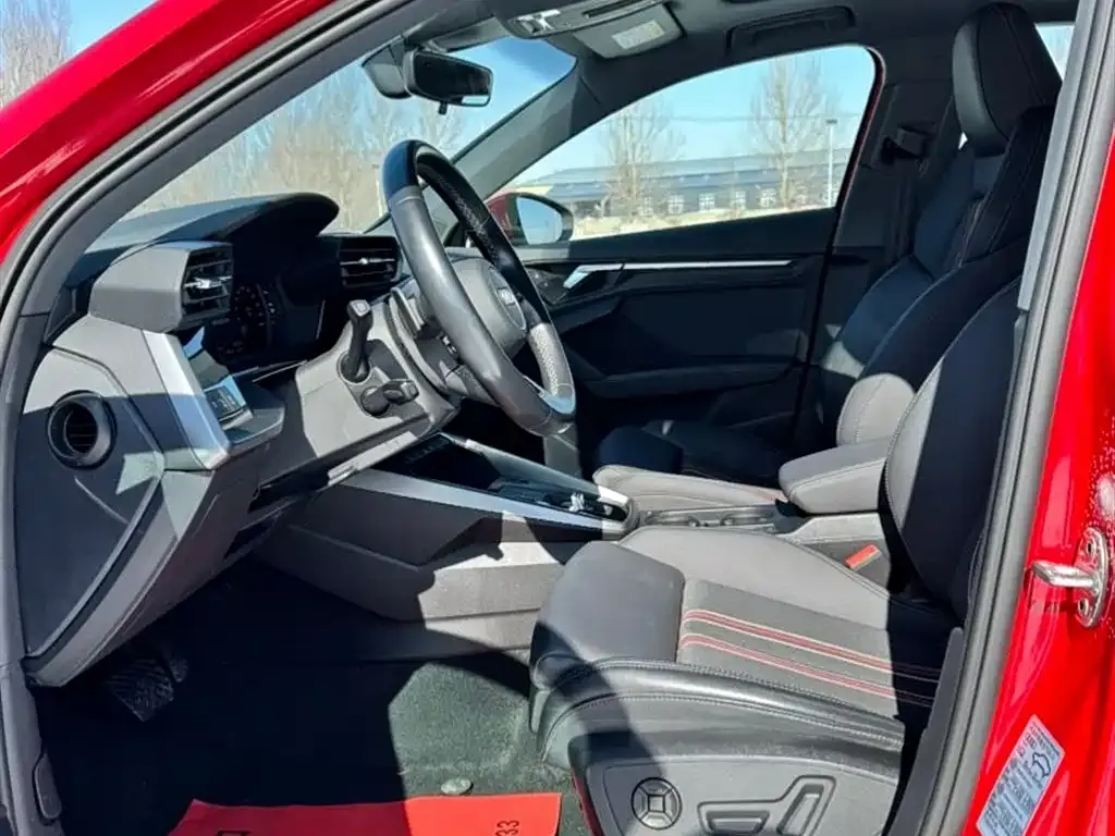 Audi A3 2023 из CN, фото 5