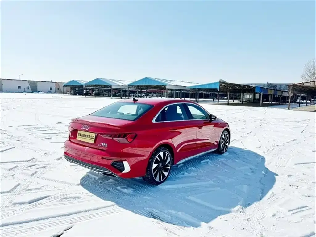 Audi A3 2023 из CN, фото 6