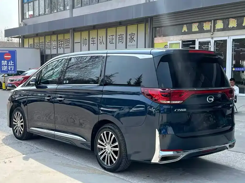 GAC Motor Trumpchi M8 — фото 3