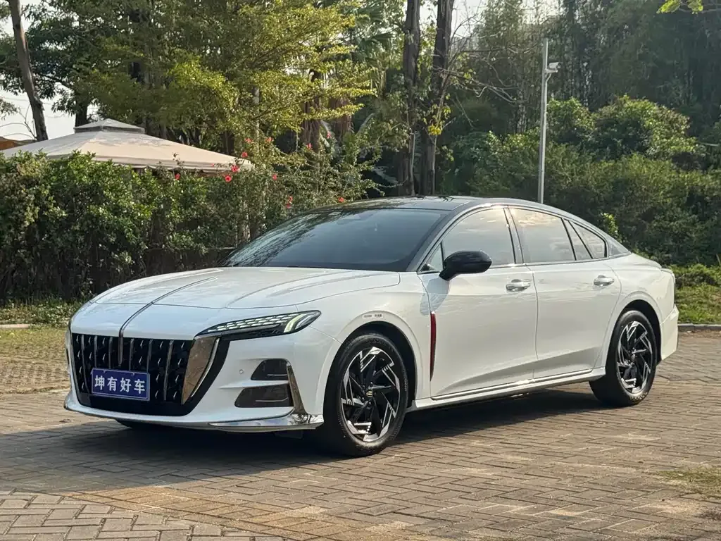 Hongqi H6 — фото 1