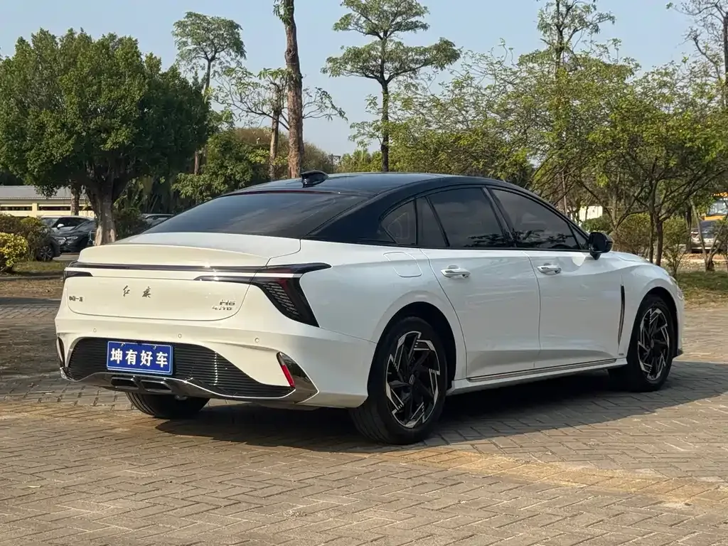 Hongqi H6 — фото 5