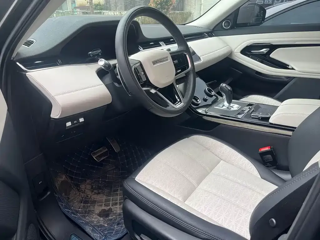 Land Rover Evoque — фото 10