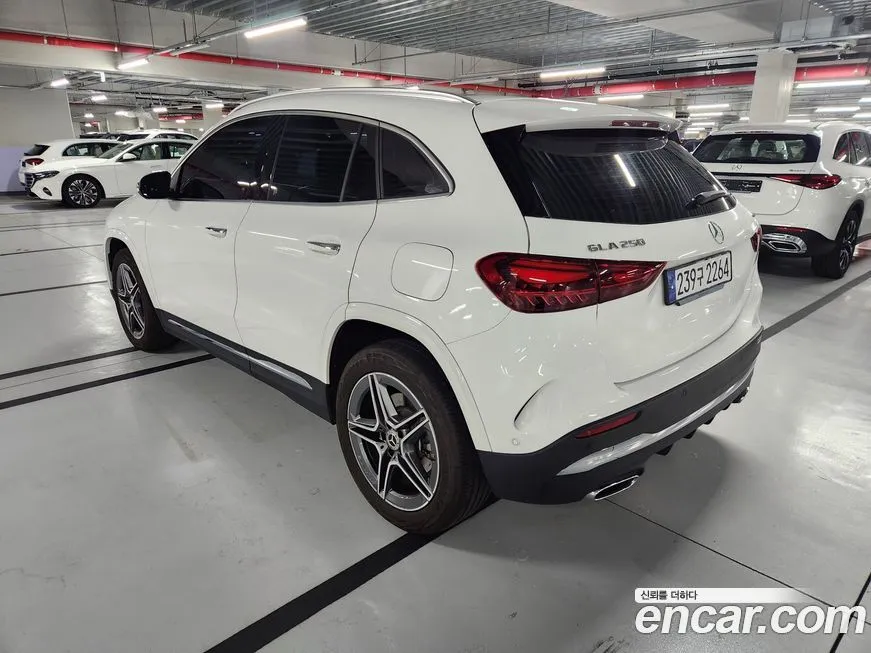 Mercedes-Benz GLA-Class — фото 3