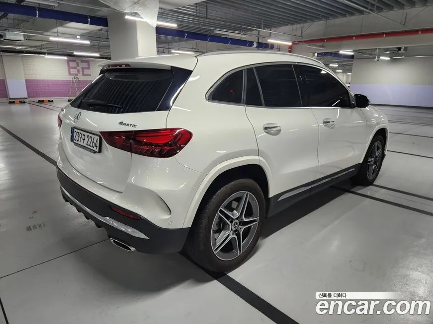 Mercedes-Benz GLA-Class — фото 6