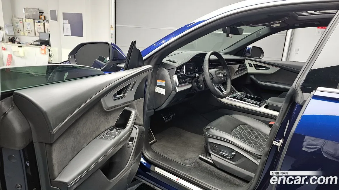 Audi Q8 2021 из KR, фото 6