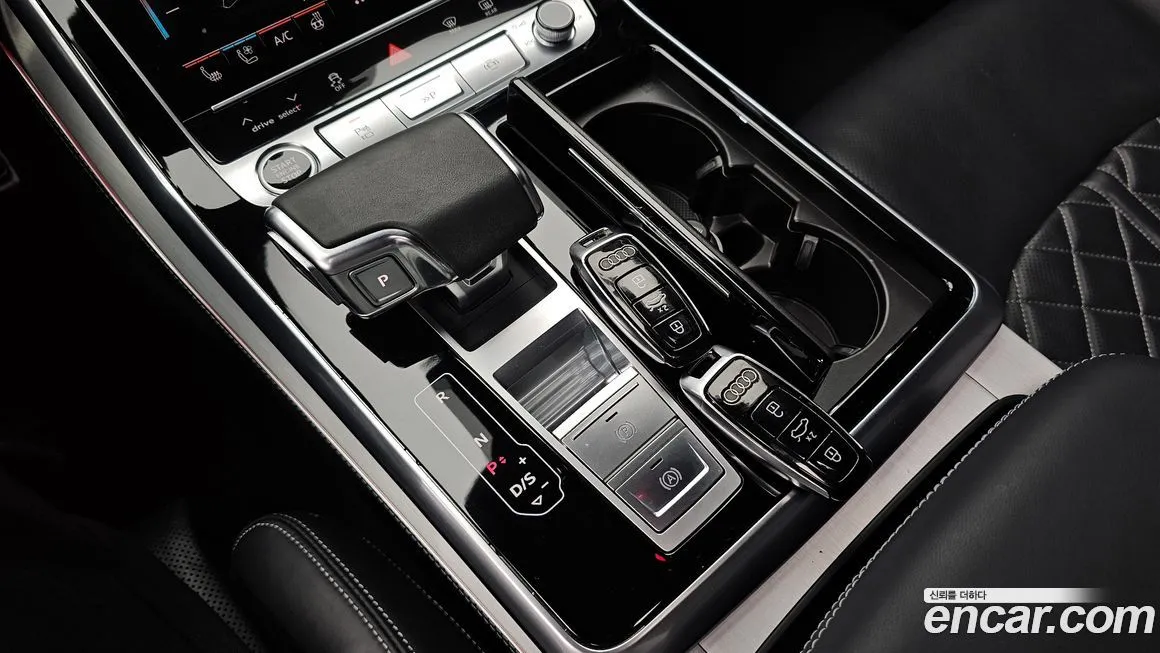 Audi Q8 2021 из KR, фото 7