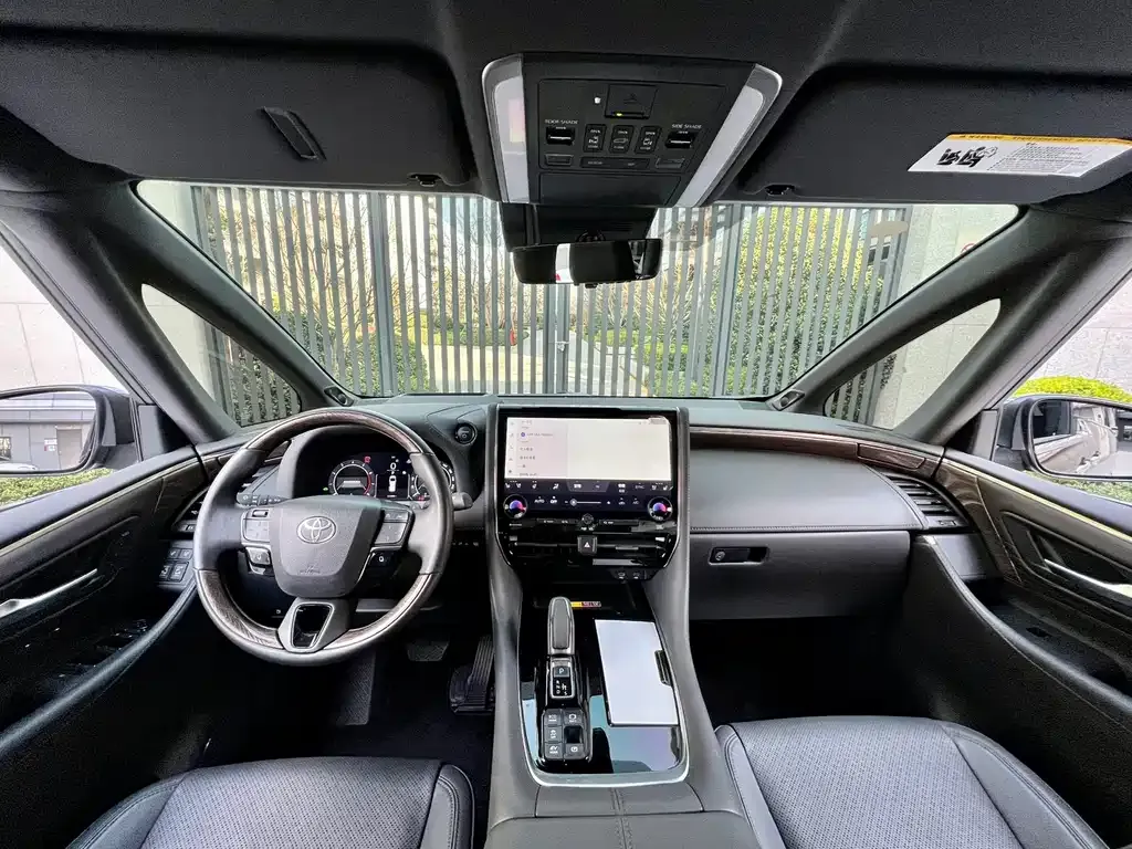 Toyota Alphard 2025 из CN, фото 4