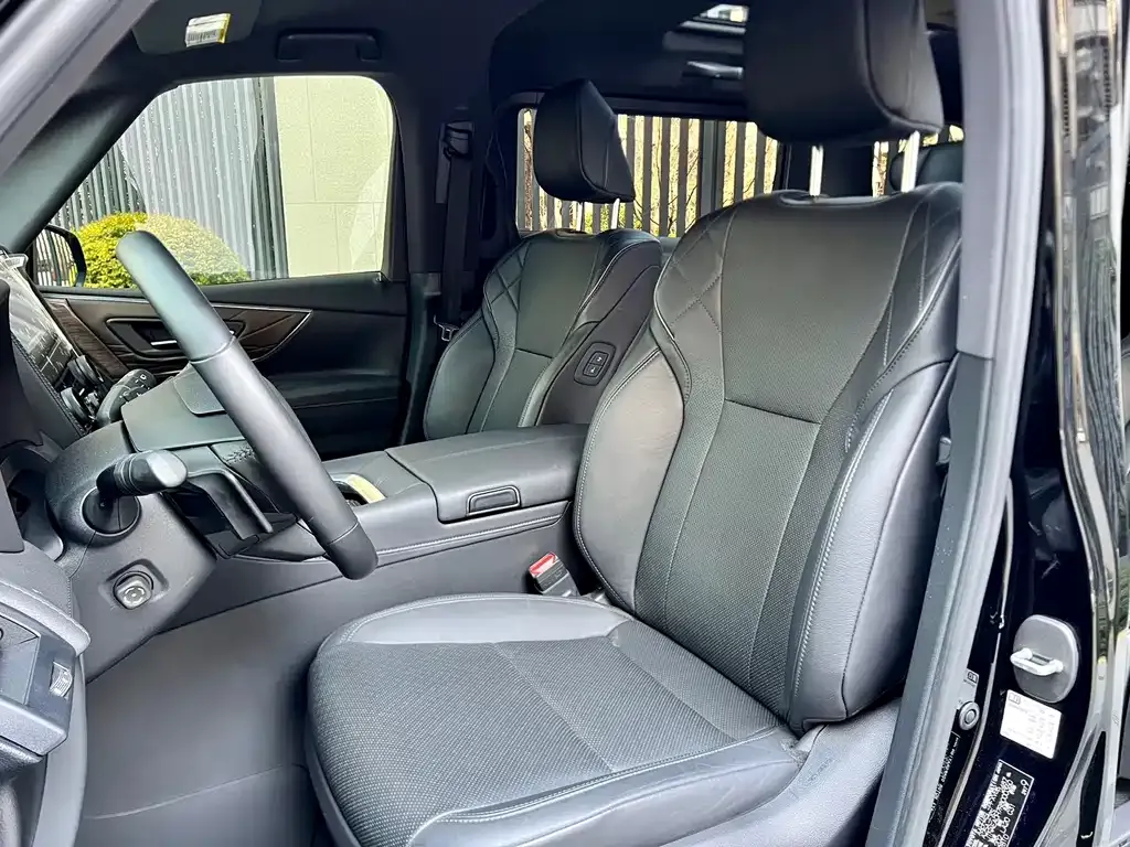 Toyota Alphard 2025 из CN, фото 2