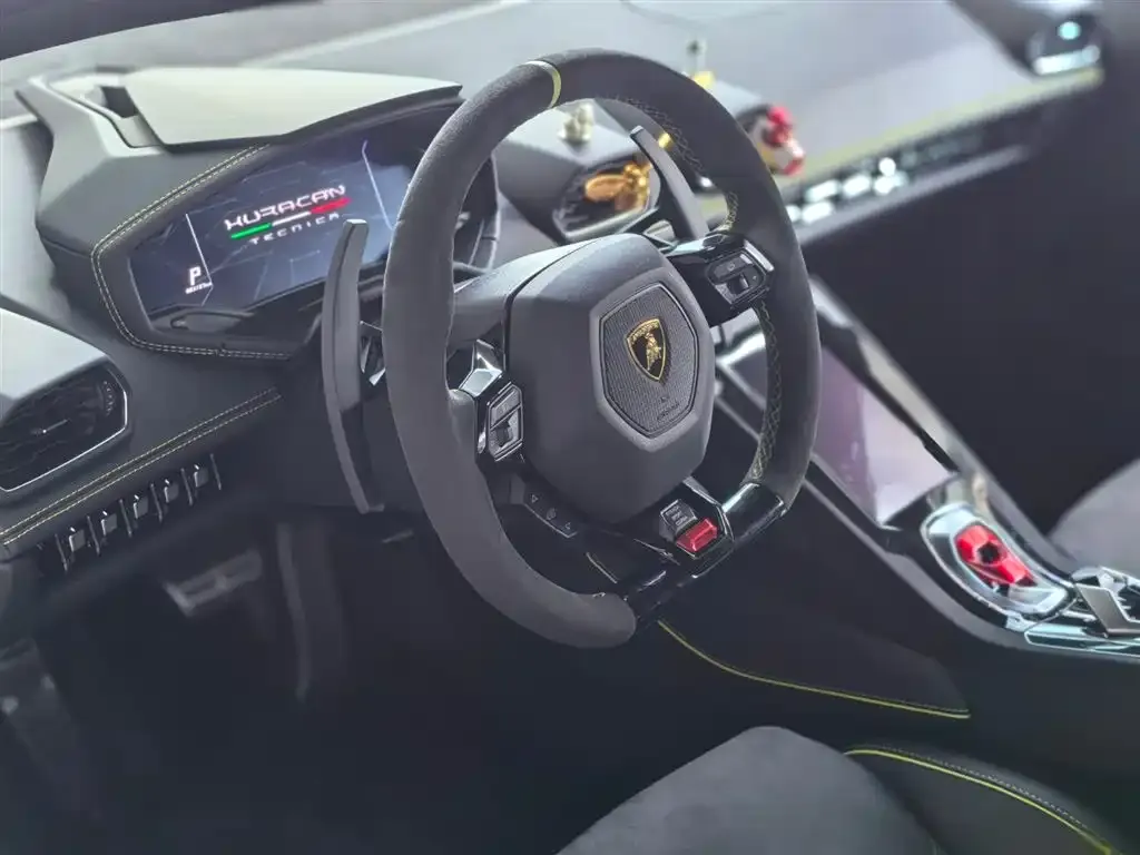 Lamborghini Huracan 2024 из CN, фото 2