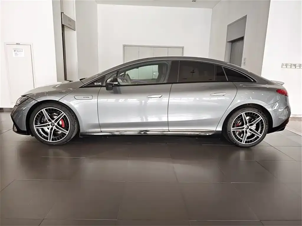 Mercedes-Benz EQE AMG 2024 из CN, фото 2