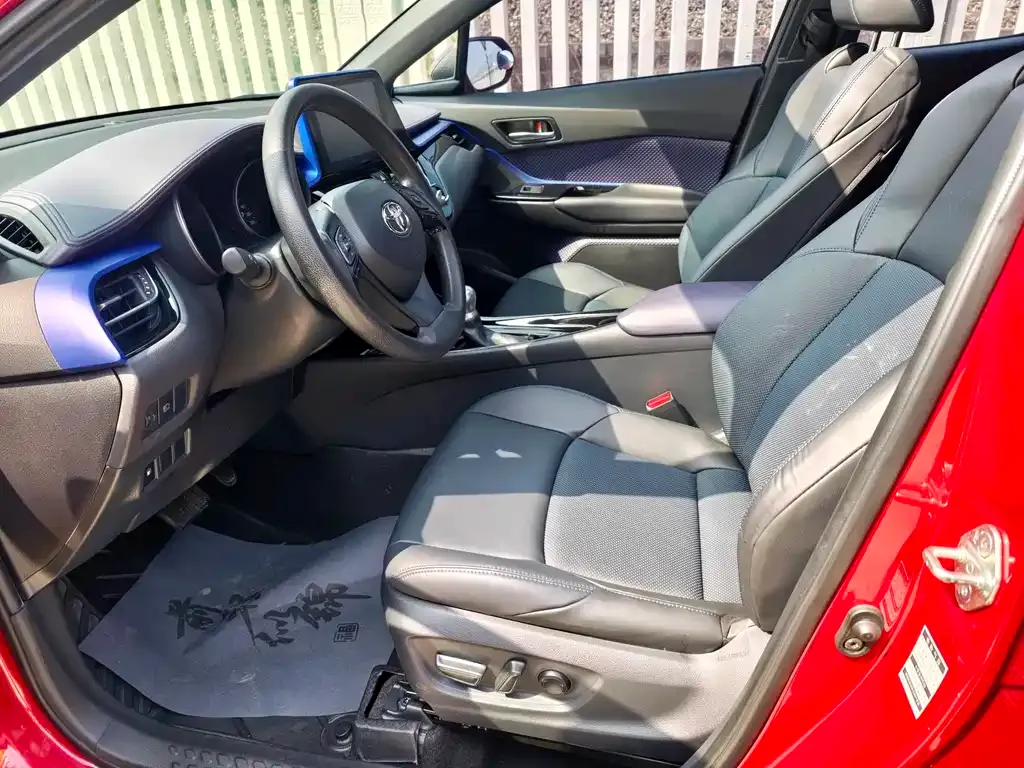 Toyota C-HR 2021 из CN, фото 10