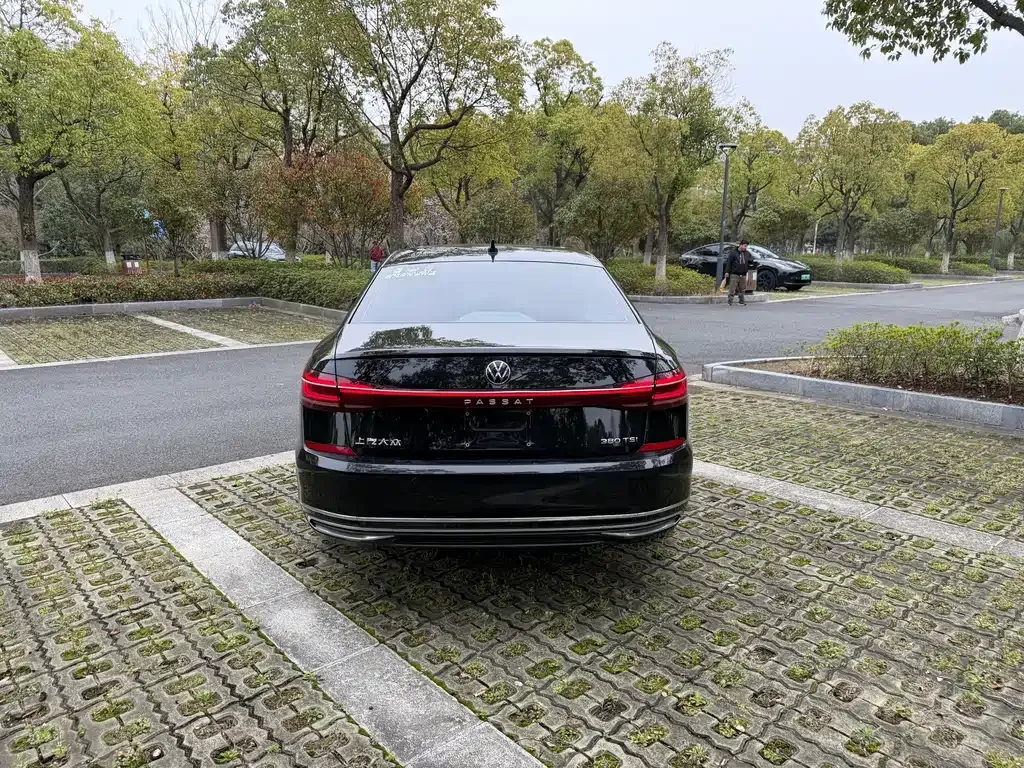 Volkswagen Passat 2021 из CN, фото 4