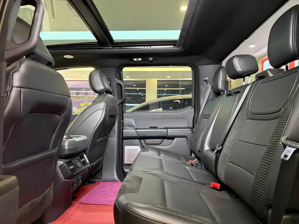 Ford F-150 Raptor 2024 из CN, фото 2