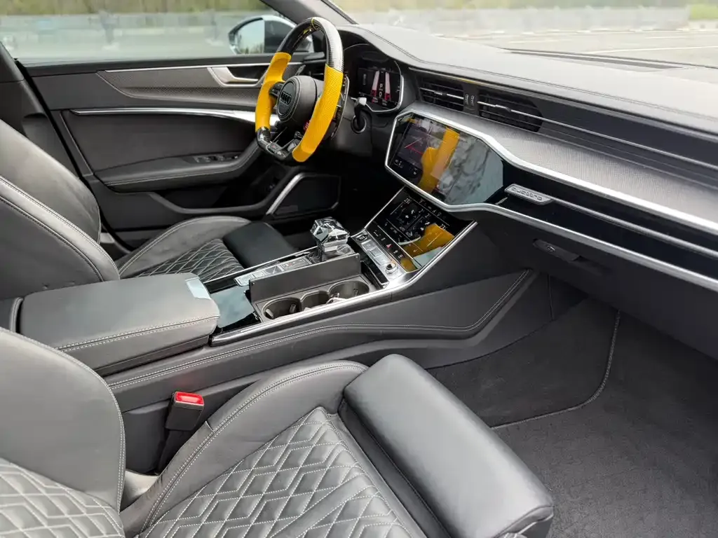 Audi A7 2025 из CN, фото 4