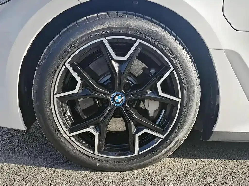 BMW i3 2024 из CN, фото 5
