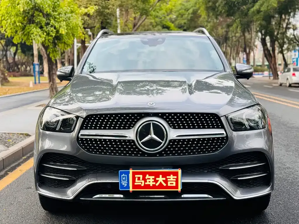 Mercedes-Benz GLE — фото 10