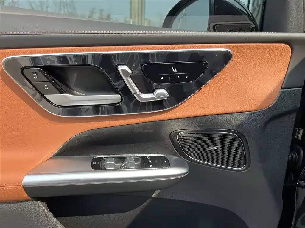 Mercedes-Benz GLC 2025 из CN, фото 4