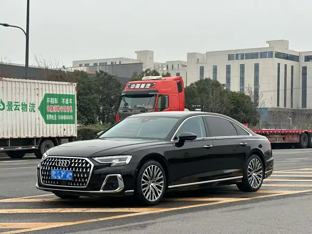 Audi A8 2023 из CN, фото 1