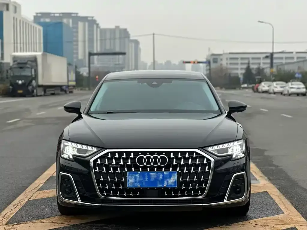 Audi A8 2023 из CN, фото 9