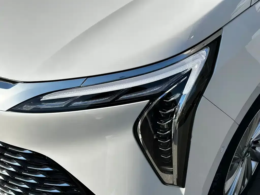 Buick Century 2024 из CN, фото 3