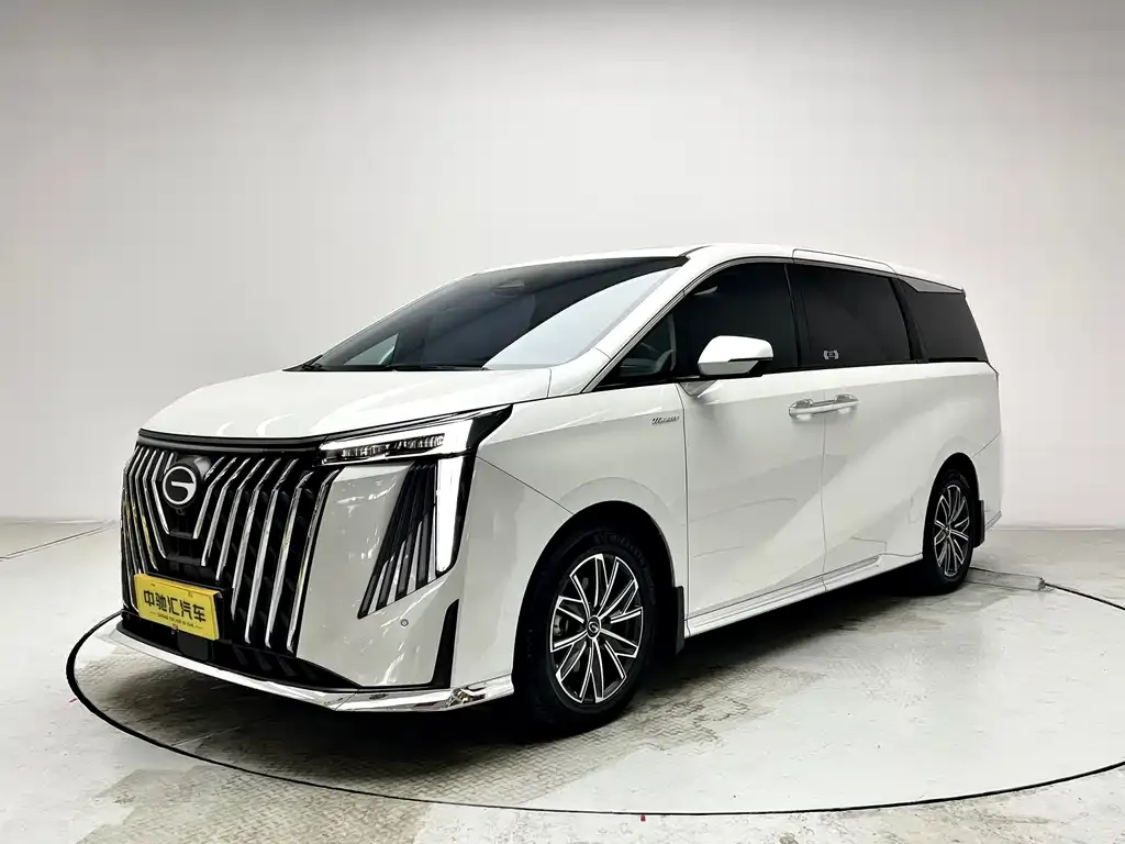 GAC Motor Trumpchi M8 — фото 1