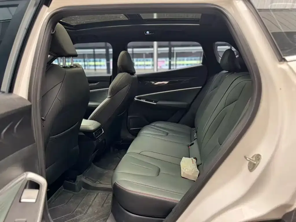 Geely Boyue 2025 из CN, фото 4