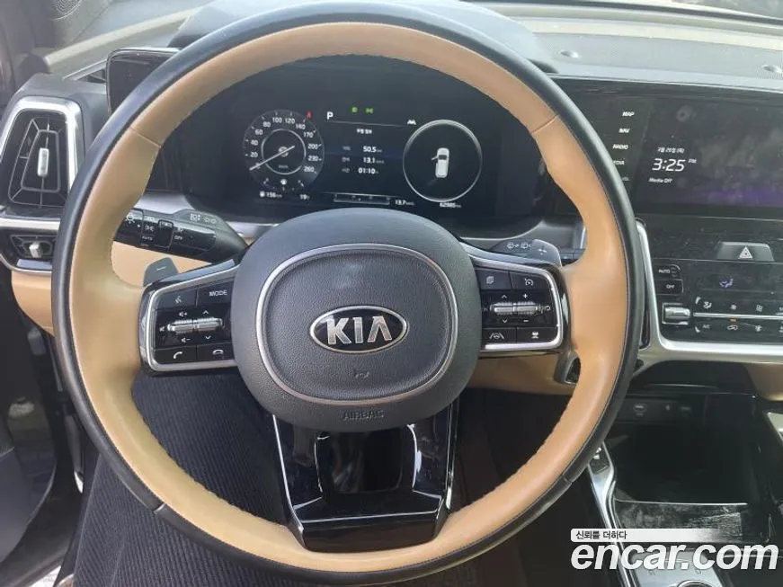 Kia Sorento — фото 10