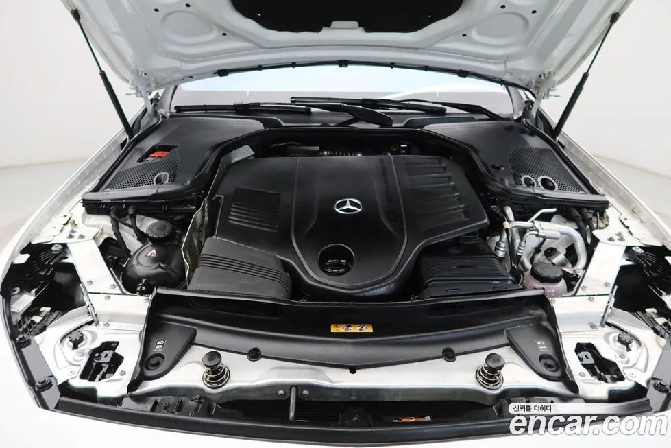 Mercedes-Benz CLS-Class — фото 10