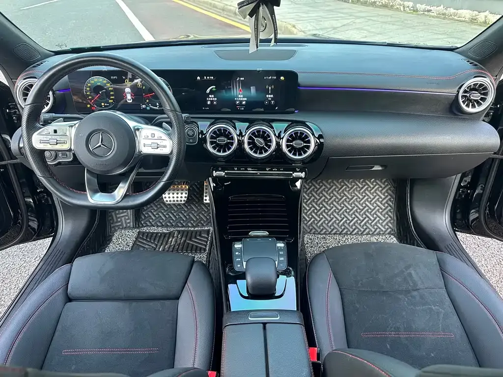 Mercedes-Benz CLA (Import) — фото 2