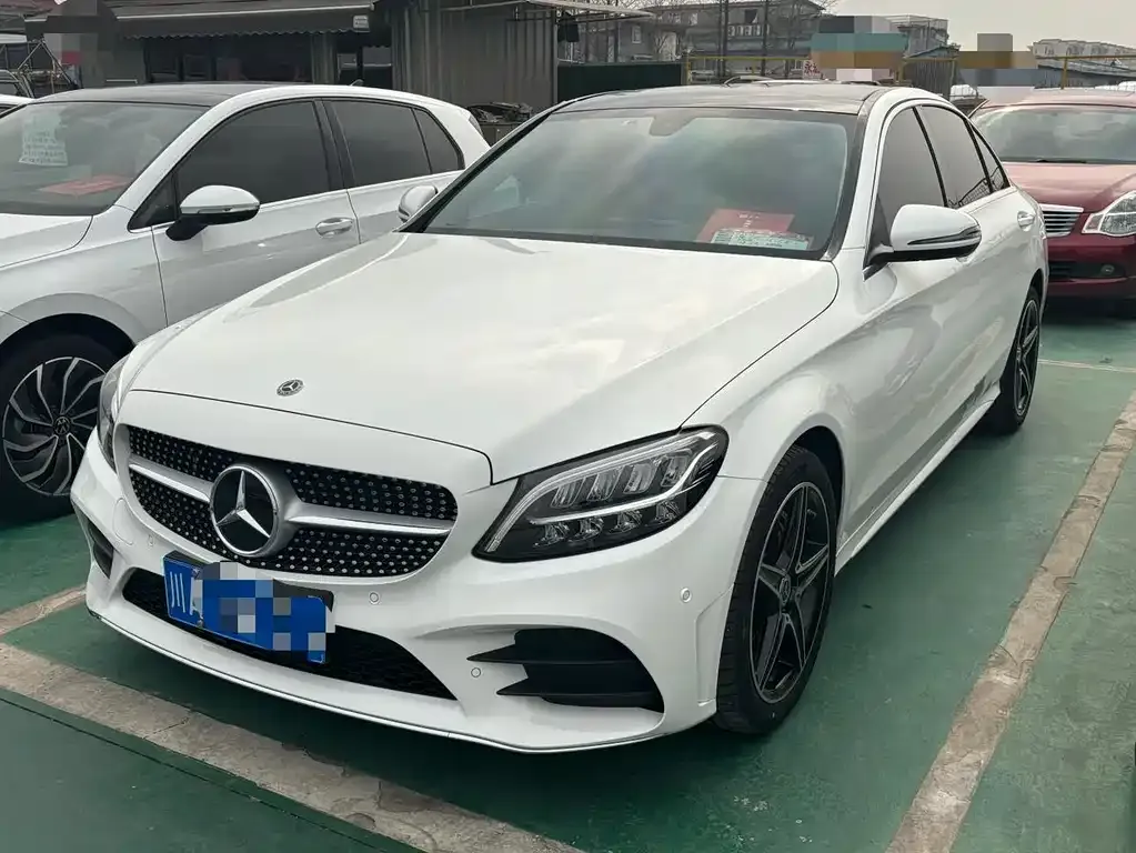 Mercedes-Benz C-Class — фото 1