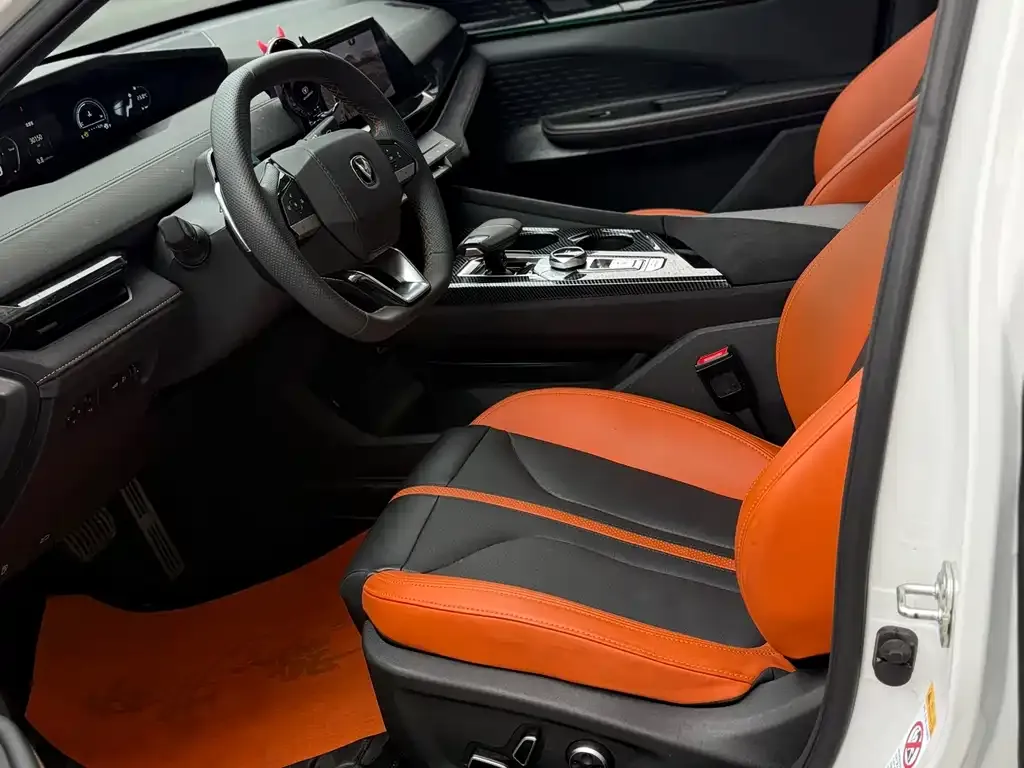 Changan UNI-V 2024 из CN, фото 7