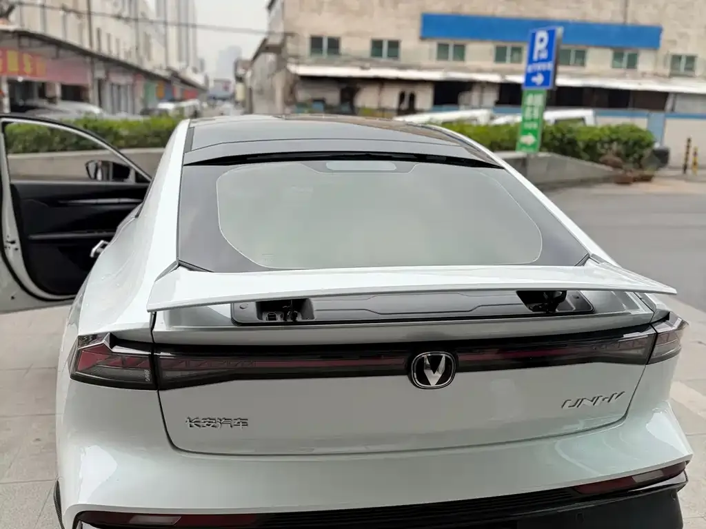Changan UNI-V 2024 из CN, фото 3