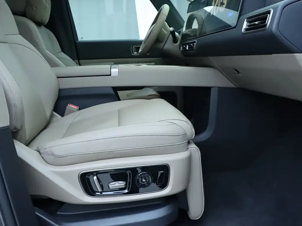 Li Auto Li MEGA 2025 из CN, фото 7