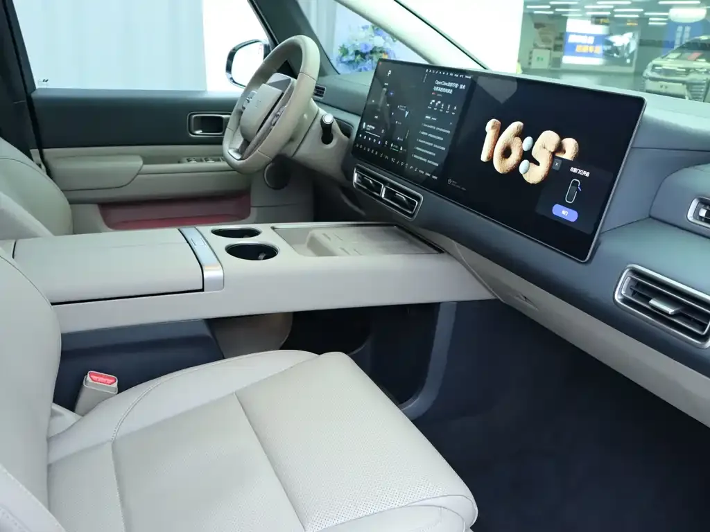 Li Auto Li MEGA 2025 из CN, фото 4