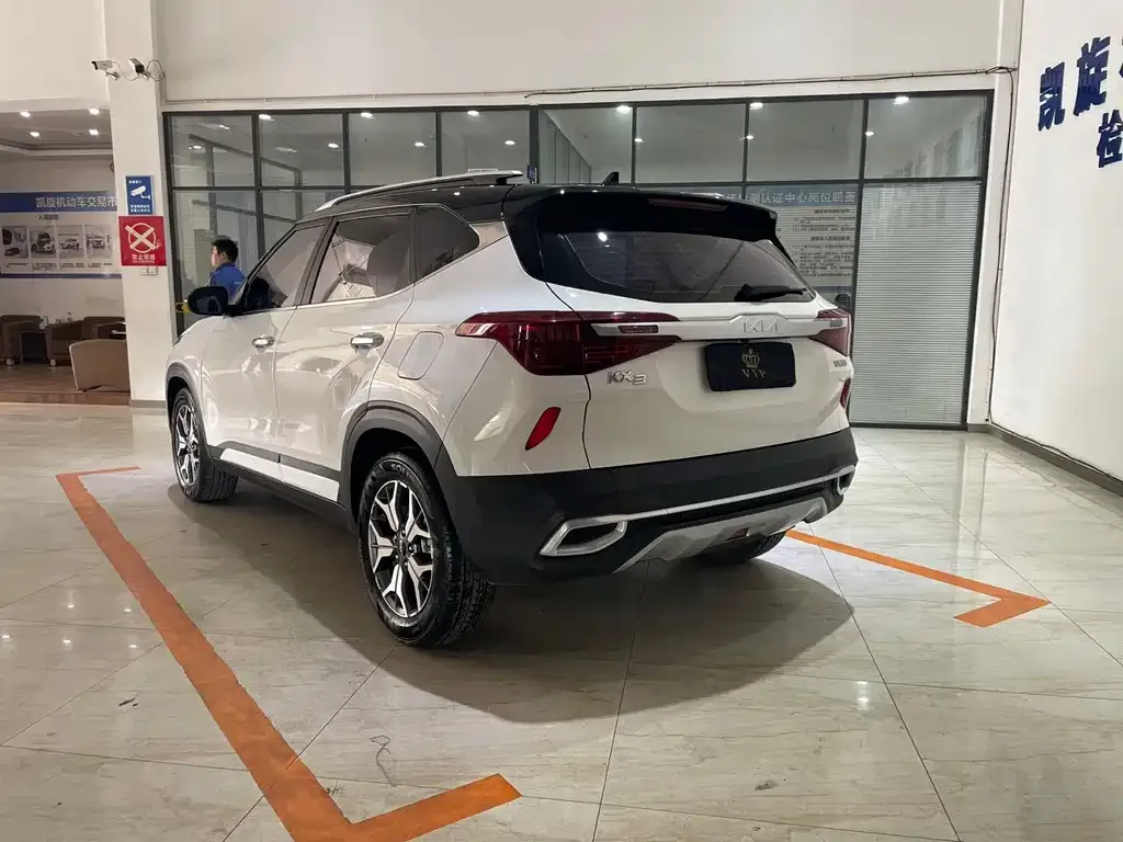 Kia KX3 — фото 5