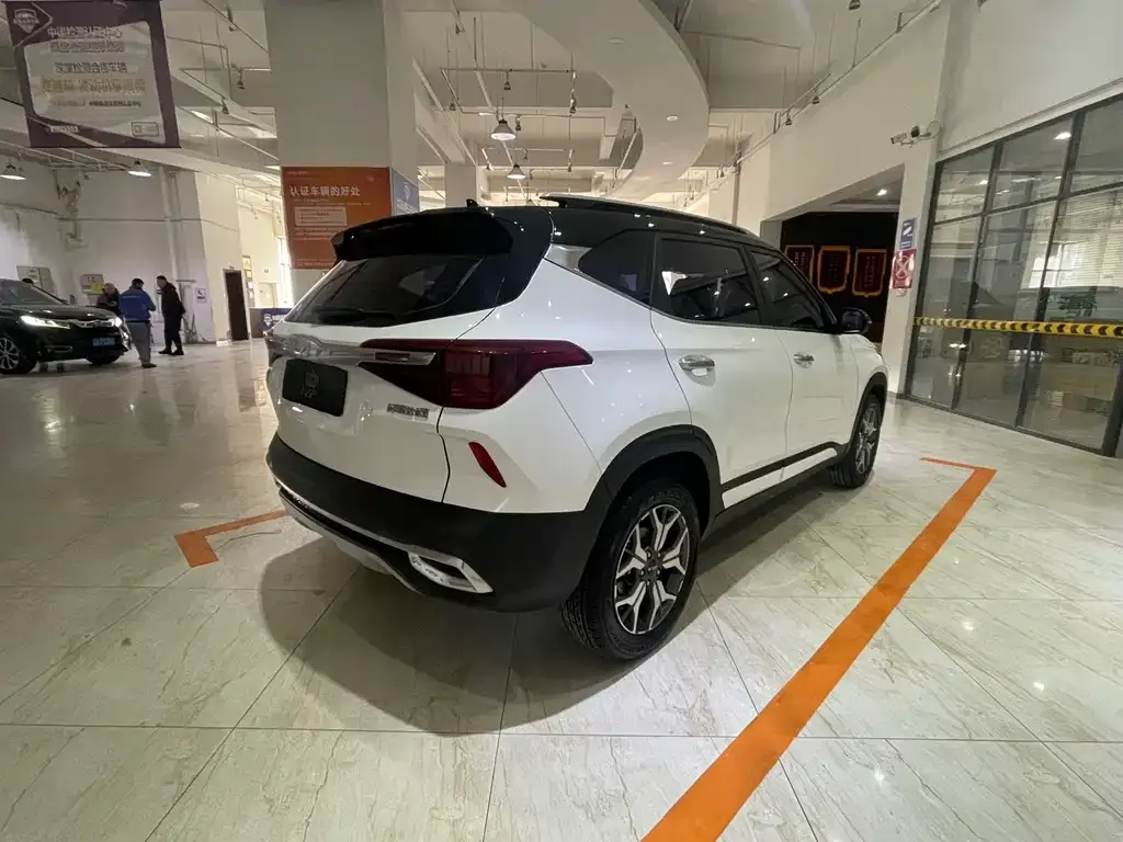 Kia KX3 — фото 7