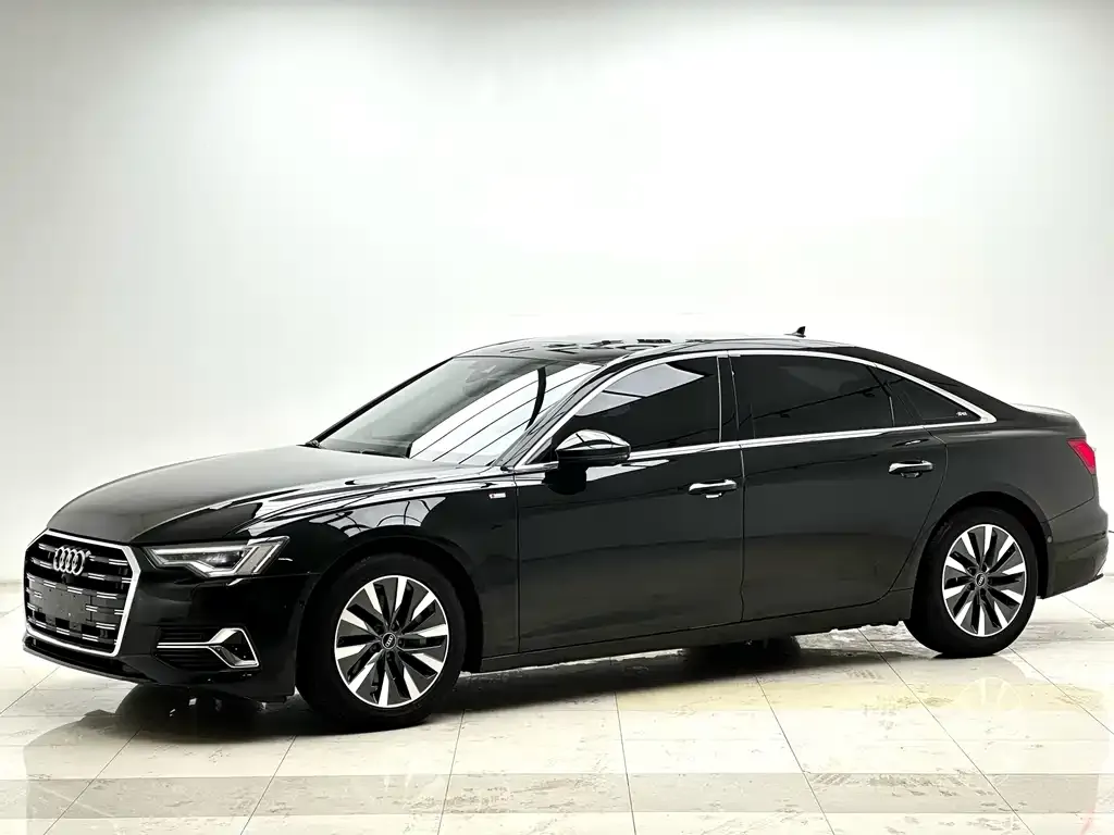 Audi A6L 2023 из CN, фото 1