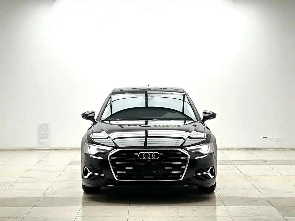 Audi A6L 2023 из CN, фото 9
