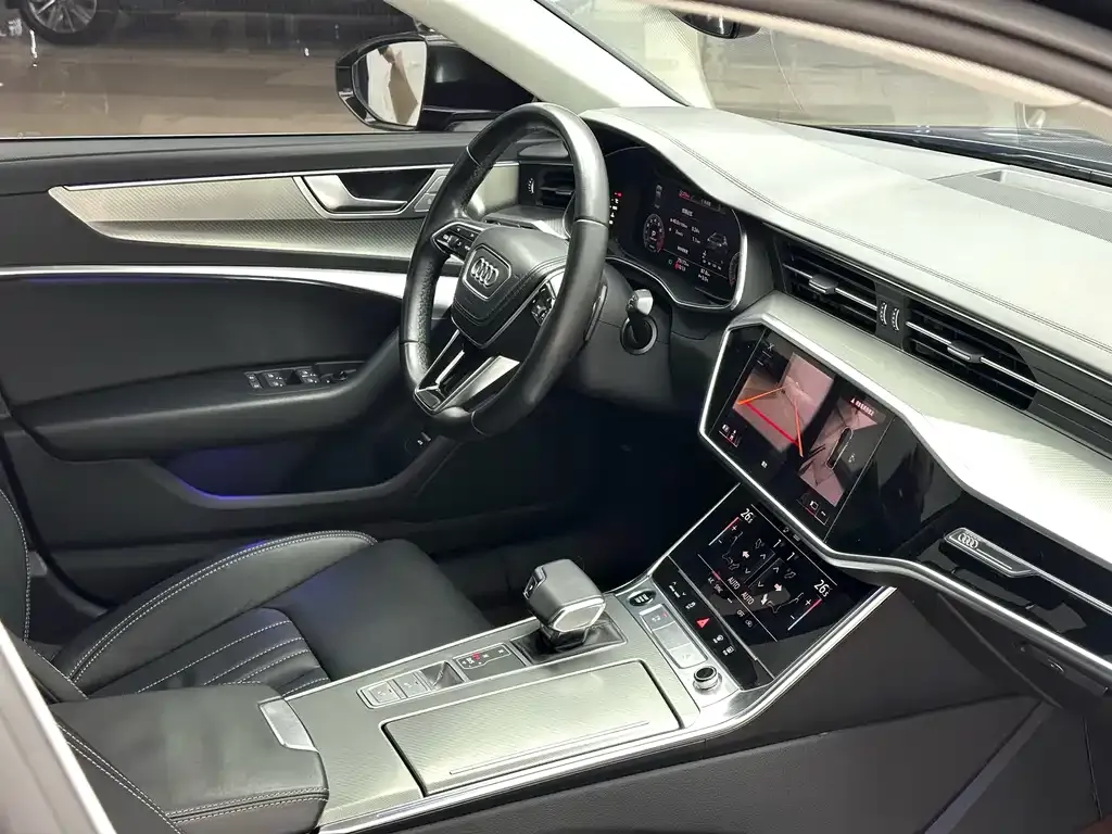 Audi A6L 2023 из CN, фото 2