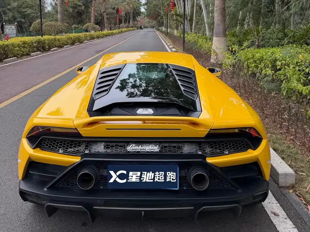 Lamborghini Huracan 2023 из CN, фото 6