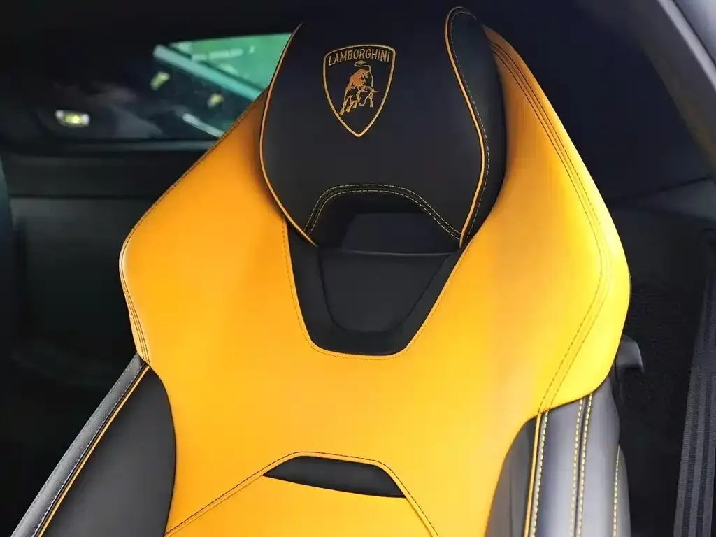 Lamborghini Huracan 2023 из CN, фото 9