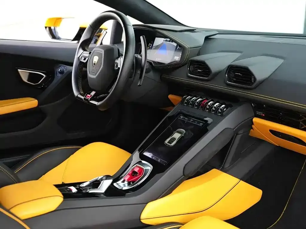 Lamborghini Huracan 2023 из CN, фото 3
