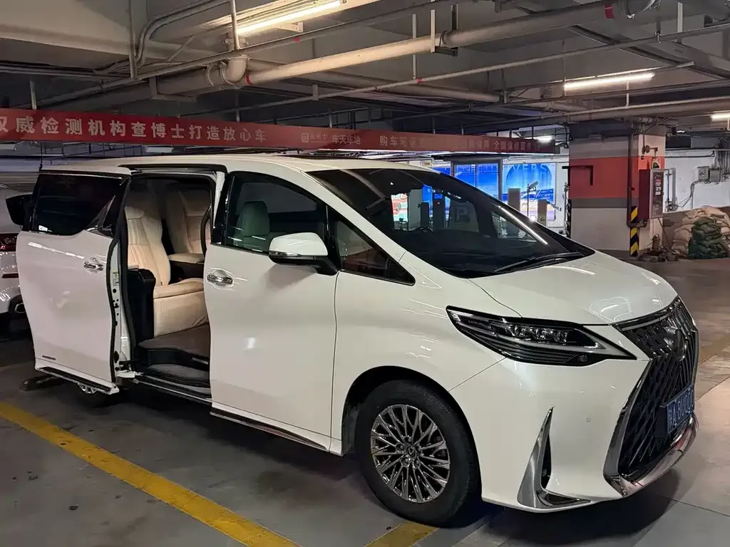 Lexus LM 2022 из CN, фото 8