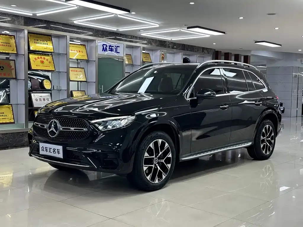 Mercedes-Benz GLC — фото 1