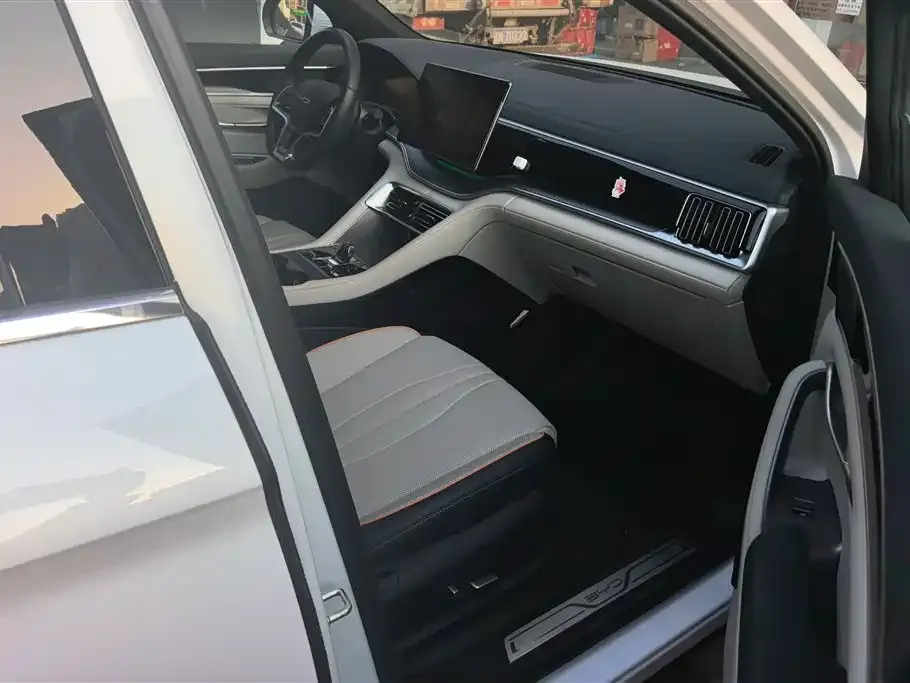 BYD Qin PLUS 2023 из CN, фото 5