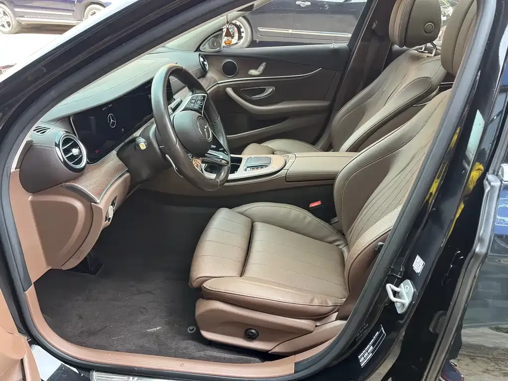 Mercedes-Benz E-Class 2023 из CN, фото 3