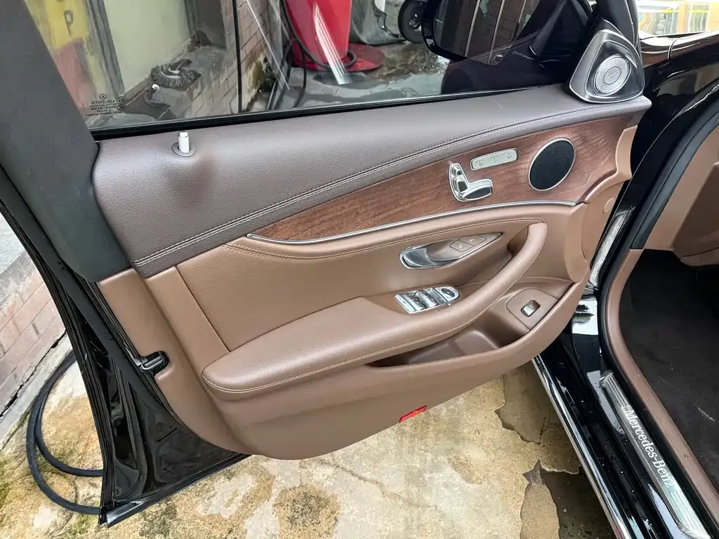 Mercedes-Benz E-Class 2023 из CN, фото 8