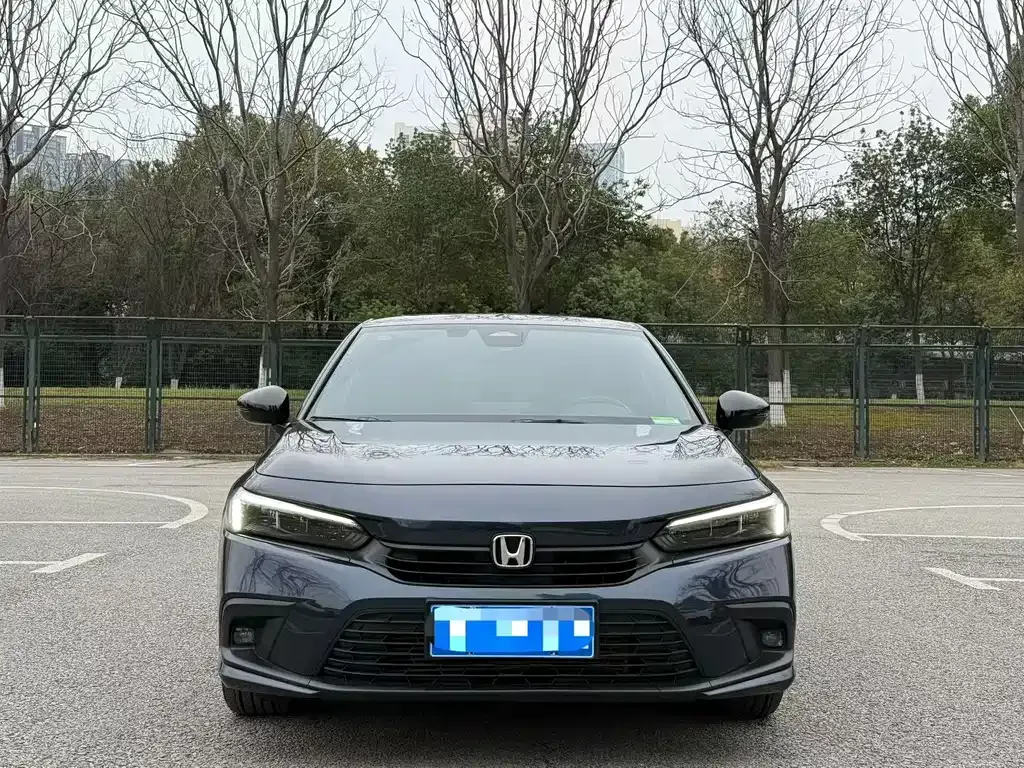 Honda Civic — фото 8
