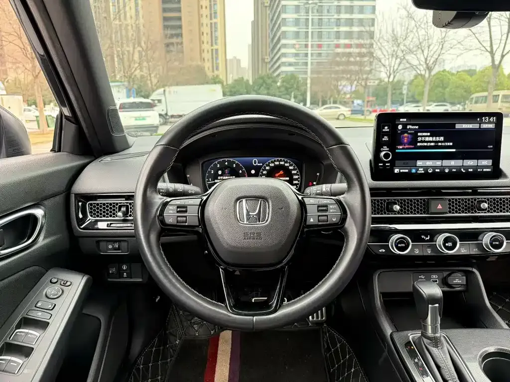 Honda Civic — фото 3