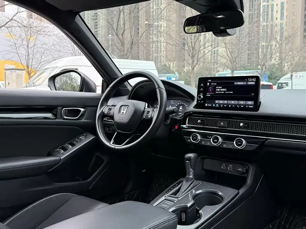 Honda Civic — фото 4